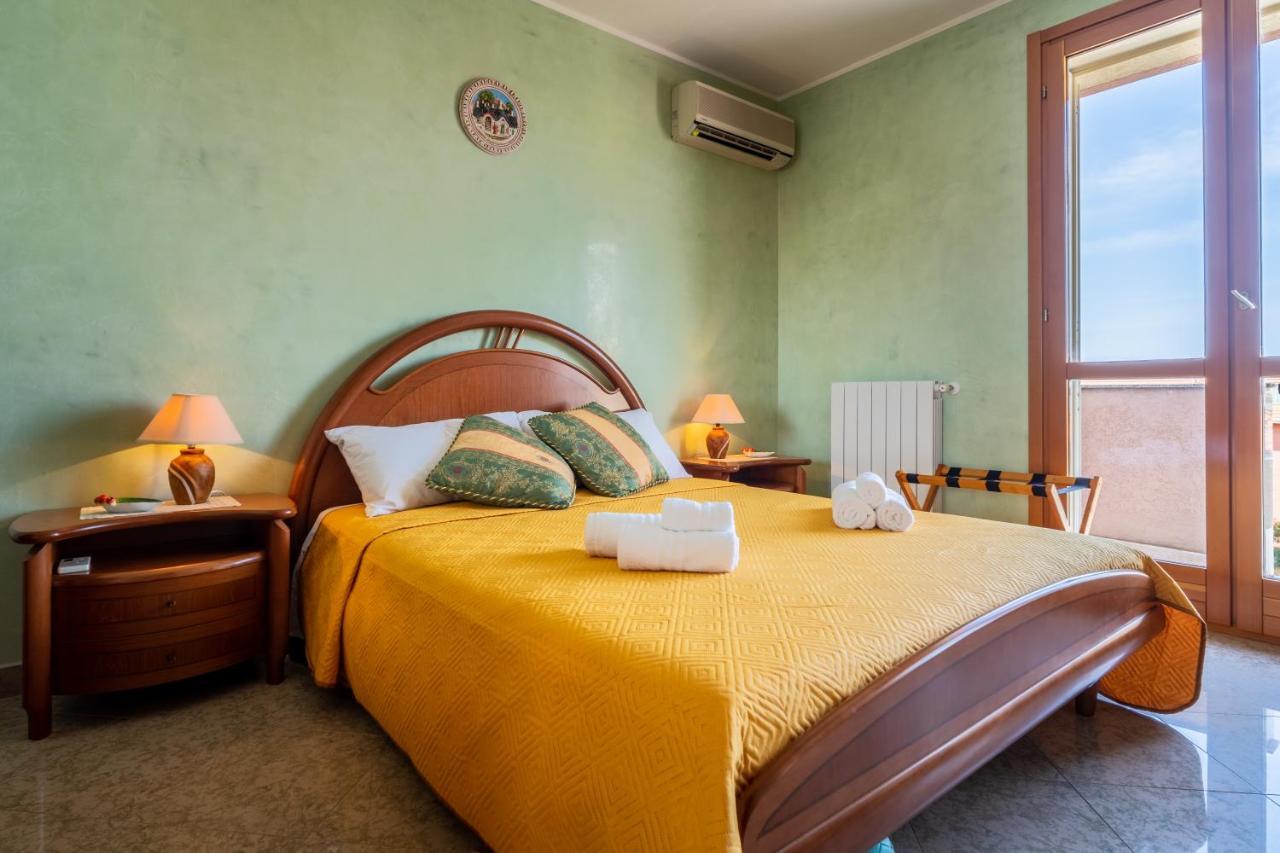 Casa Vacanza Germano Pachino Ngoại thất bức ảnh